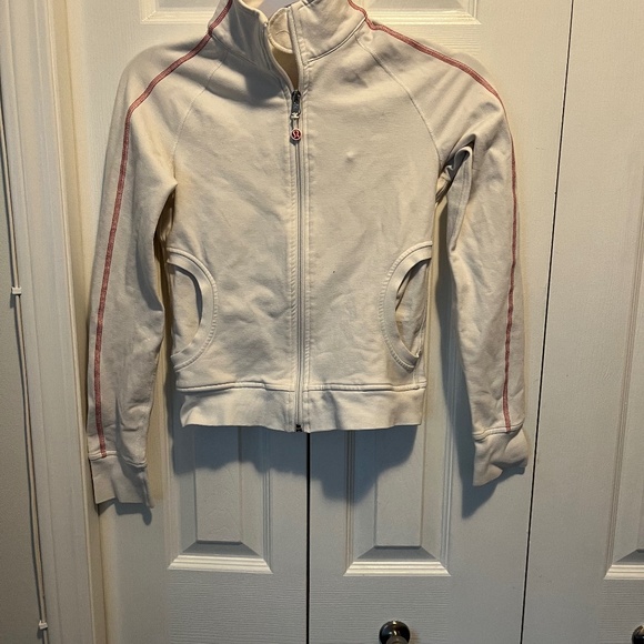 Girls Lululemon size 4 jacket - Picture 1 of 14
